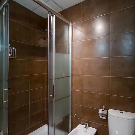 2 Big Terraces Penthouse Center *
